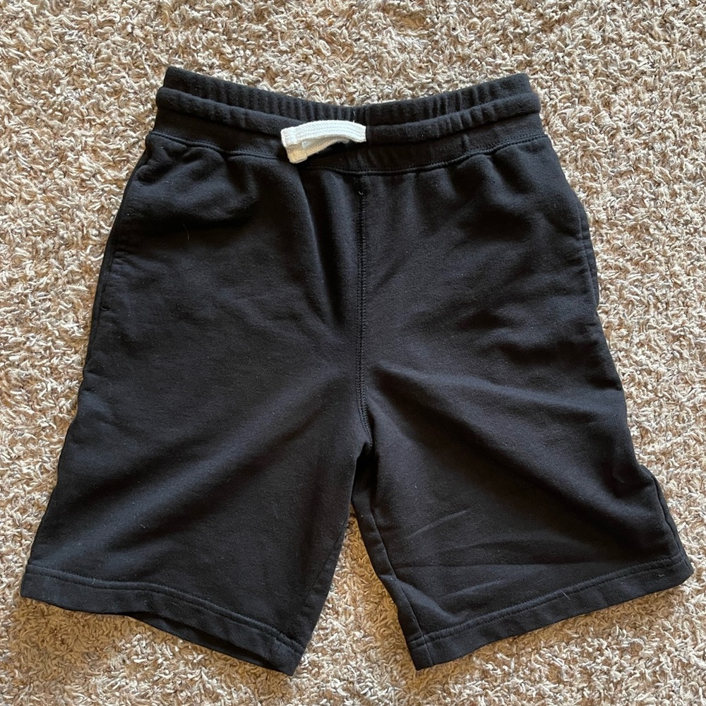 Boys Basic Edition Shorts, Youth Large (10-12)